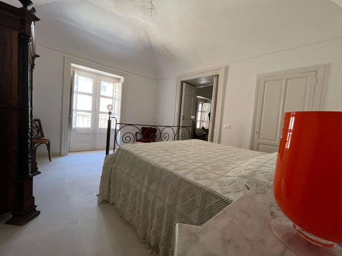 Palazzo Triolo - Dimora Di Charme Bed and Breakfast Corleone Buitenkant foto