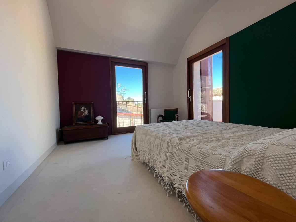 Palazzo Triolo - Dimora Di Charme Bed and Breakfast Corleone Buitenkant foto